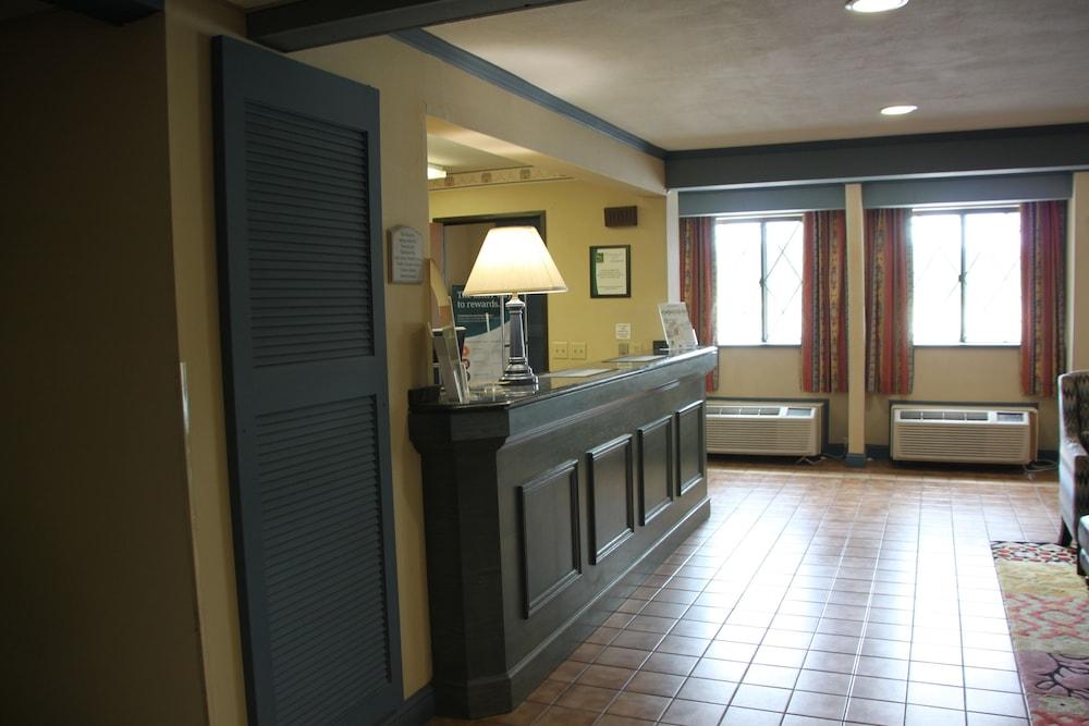 Quality Inn Cortland - University Area Kültér fotó